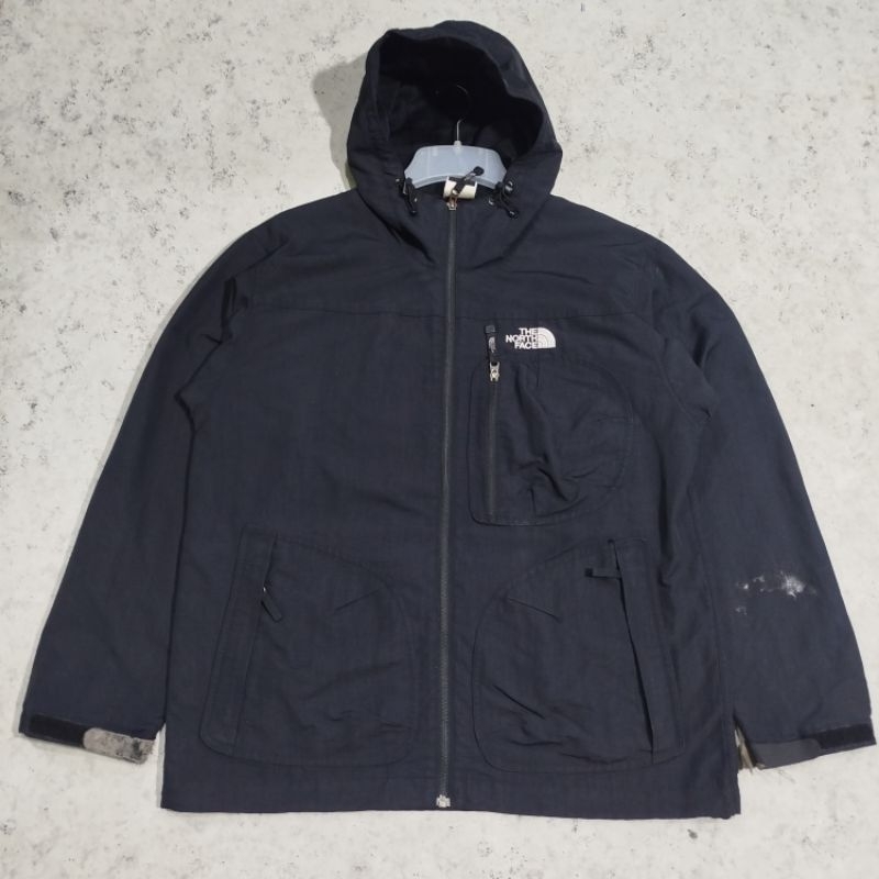 Jaket outdoor TNF saku samping