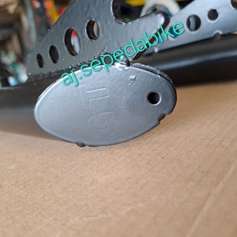 Garpu / fork sepeda uk 20 / BMX oversize GT hitam