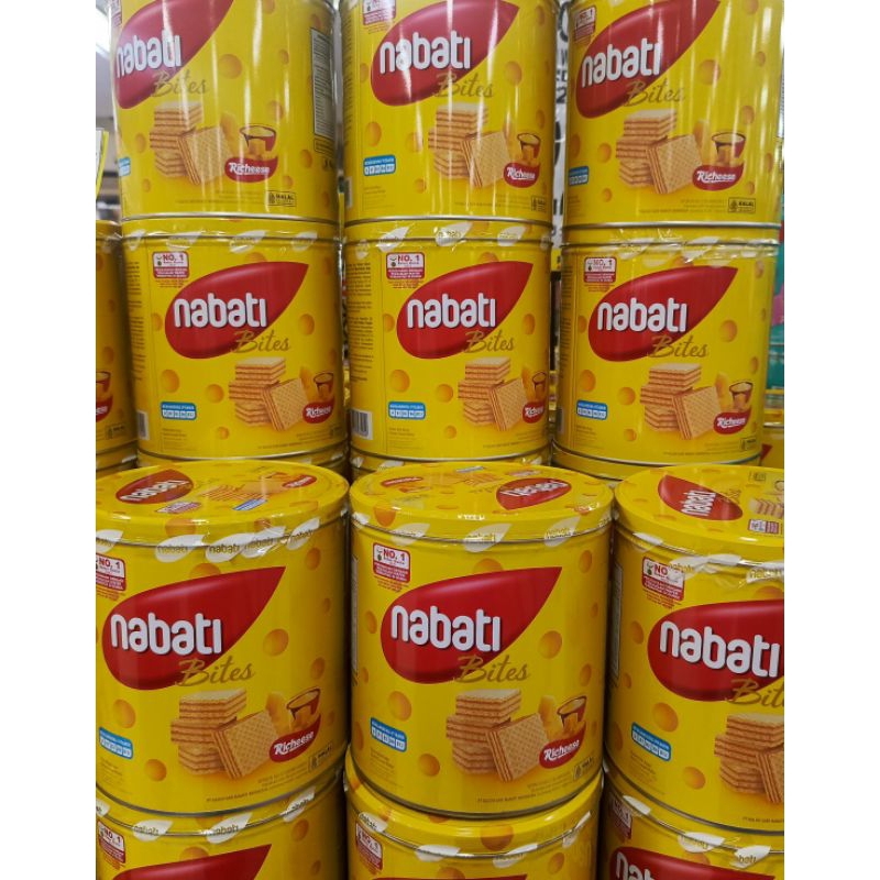 

NABATI WAFER KEJU KALENG 240 GR