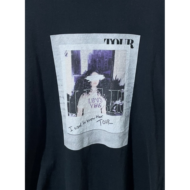 Kaos Singer H.E.R
