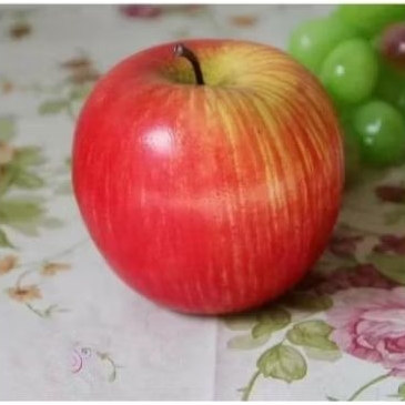 

BUAH APEL REPLIKA / PALSU