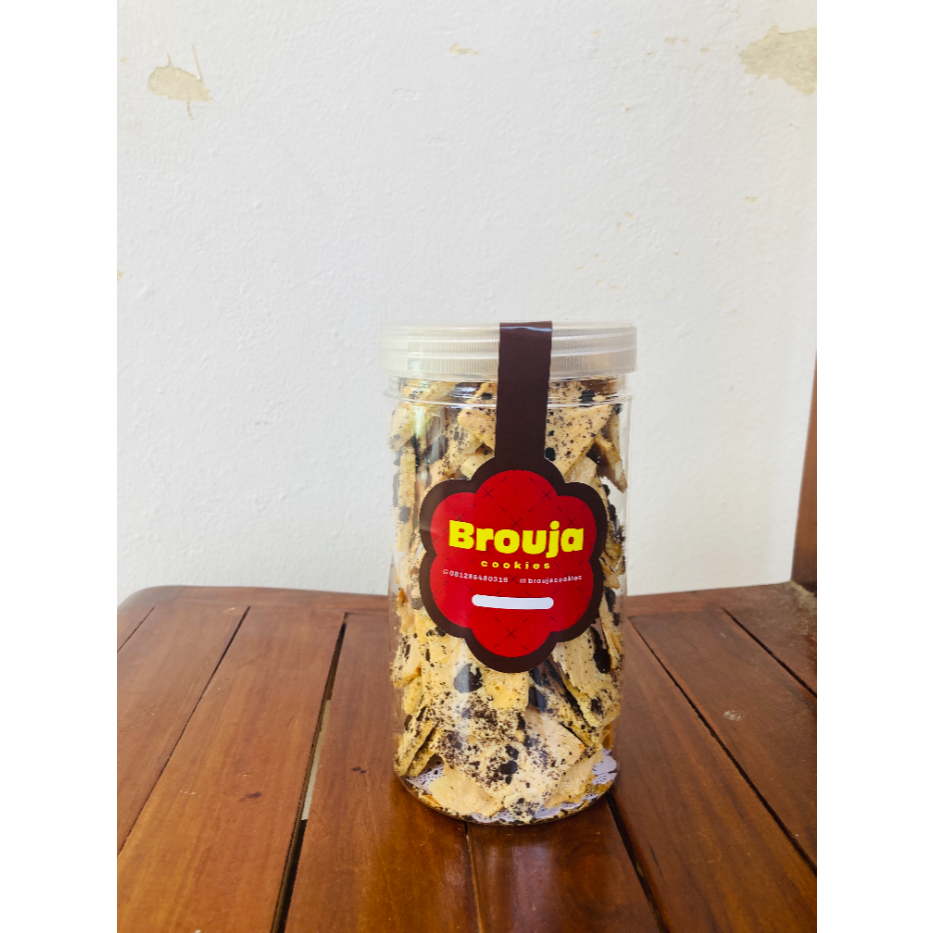 

Brownis Crispy Cookies N Cream