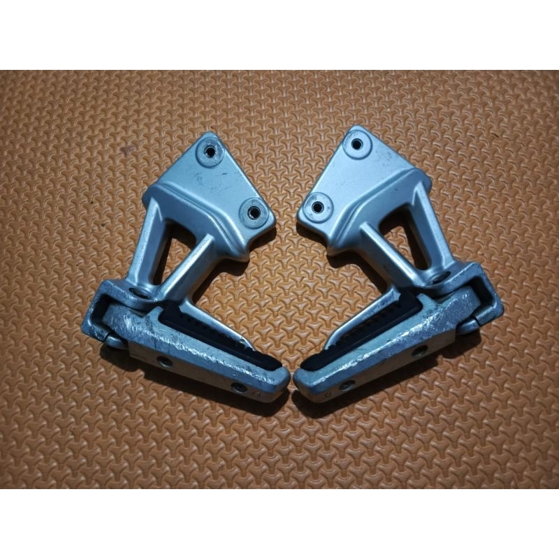foot step belakang Suzuki skywave original