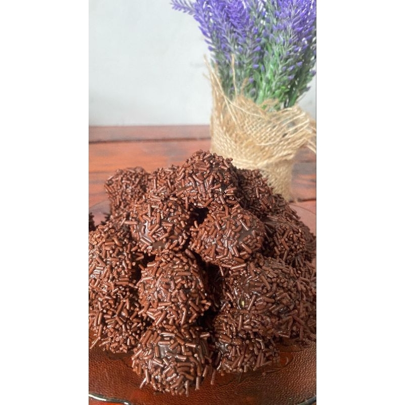 

[Pre-order]Kue Rambutan coklat