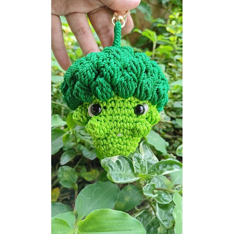 boneka rajut /boneka rajut brokoli/boneka /boneka rajut gantungan kunci