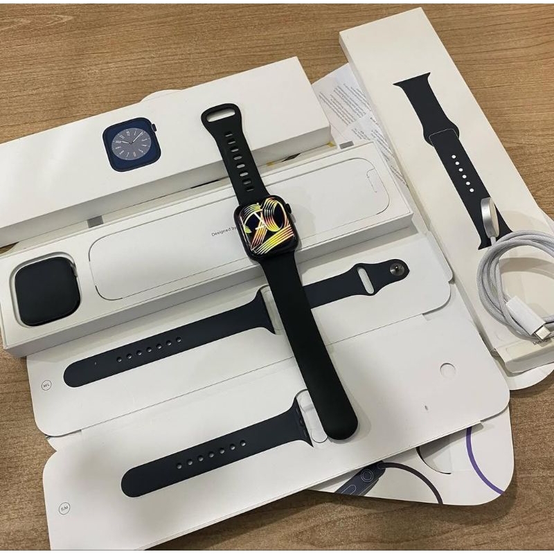 Apple watch series 8 45mm bekas