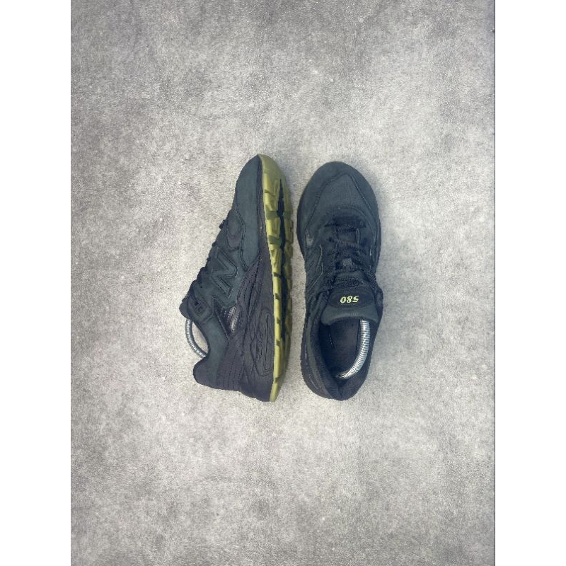 Sepatu Bekas NB 580 x New Era