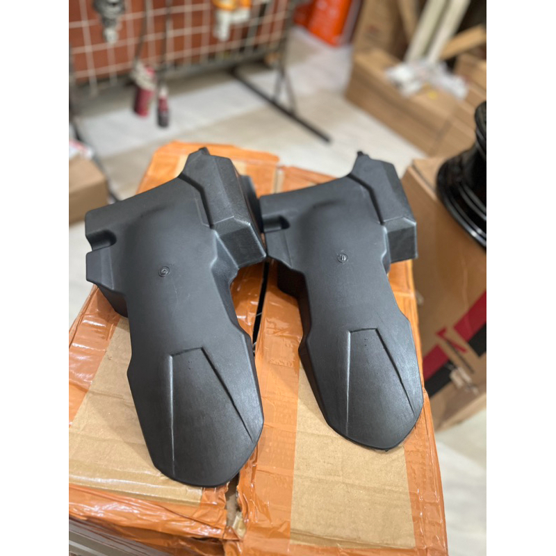 HUGGER BEAT DELUXE/SCOOPYNEW/GENIO