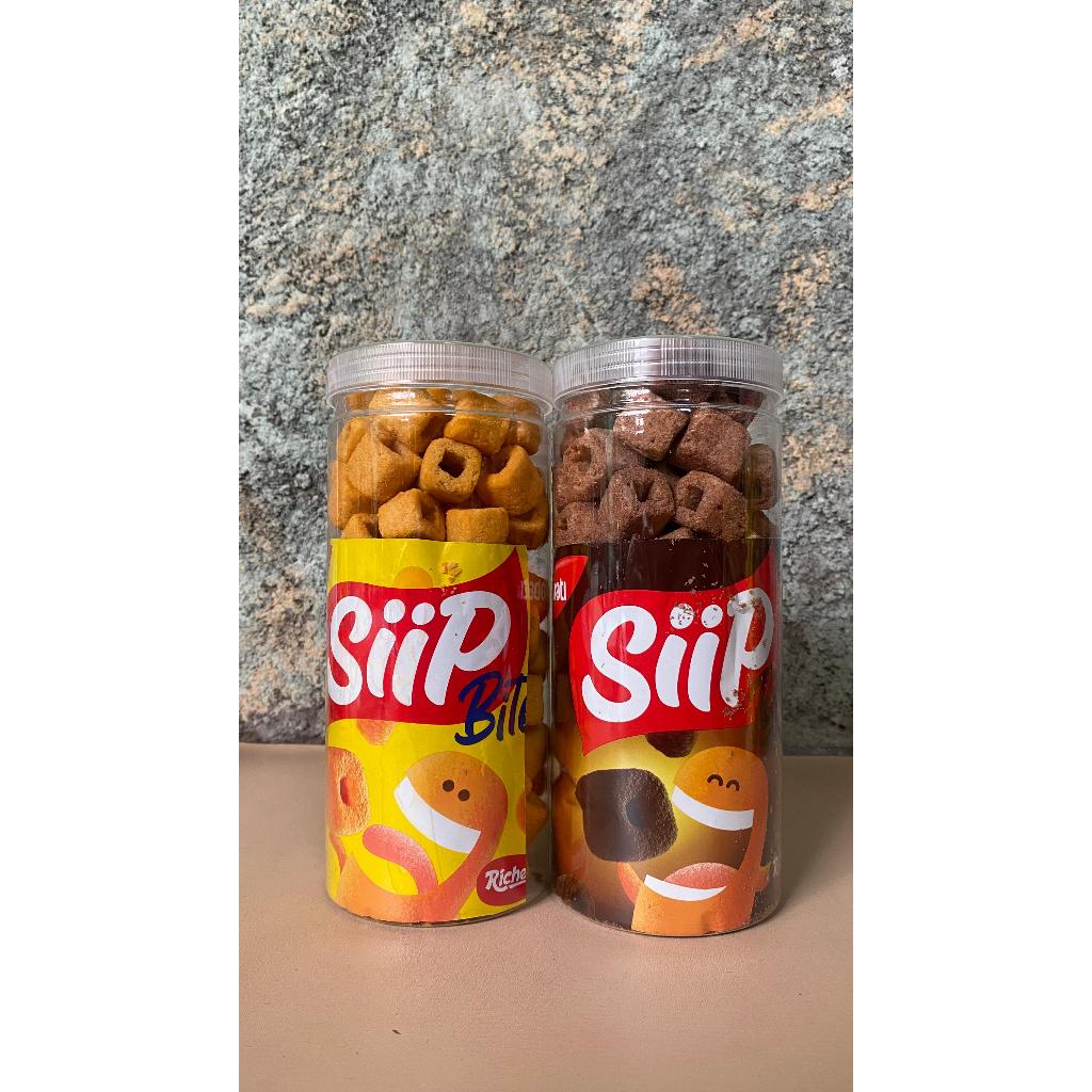 

SNACK SIIP BITES KEJU CHEESE 1000ML REPACK TOPLES HAMPERS LEBARAN