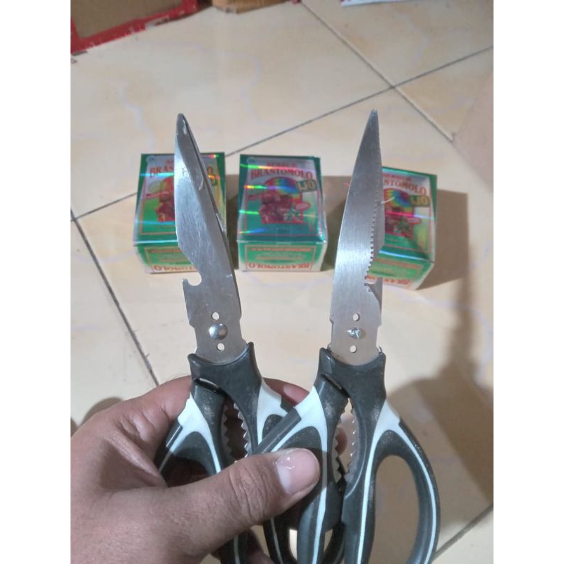 

Gunting kertas