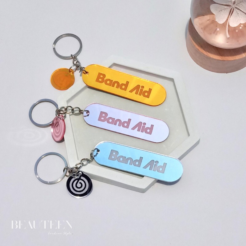 PO DAY6 BAND AID KEYCHAIN keyring key ring chain bag charm bagcharm ganci gantungan kunci tas hp pho