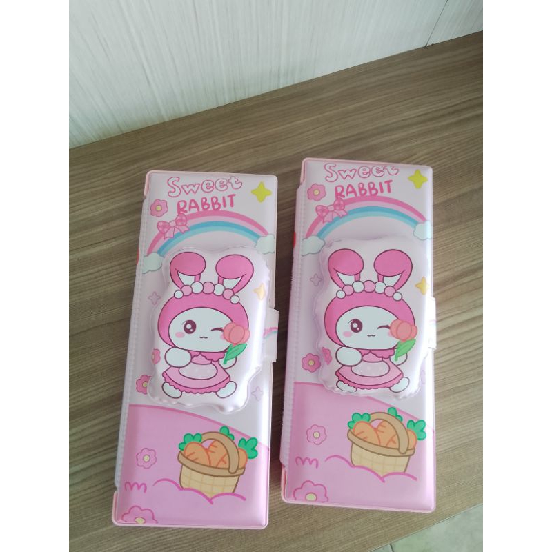 

KOTAK PENSIL KARAKTER SWEET RABBIT TIMBUL / PENSIL CASE IMPORT KARAKTER