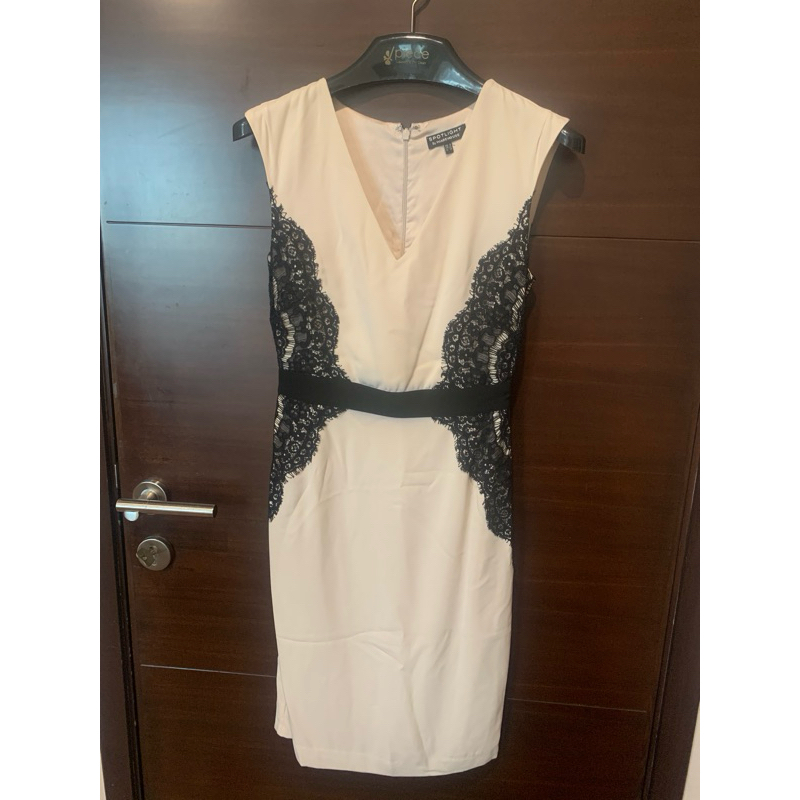 Preloved Dress bebe Cocktail Krem Renda