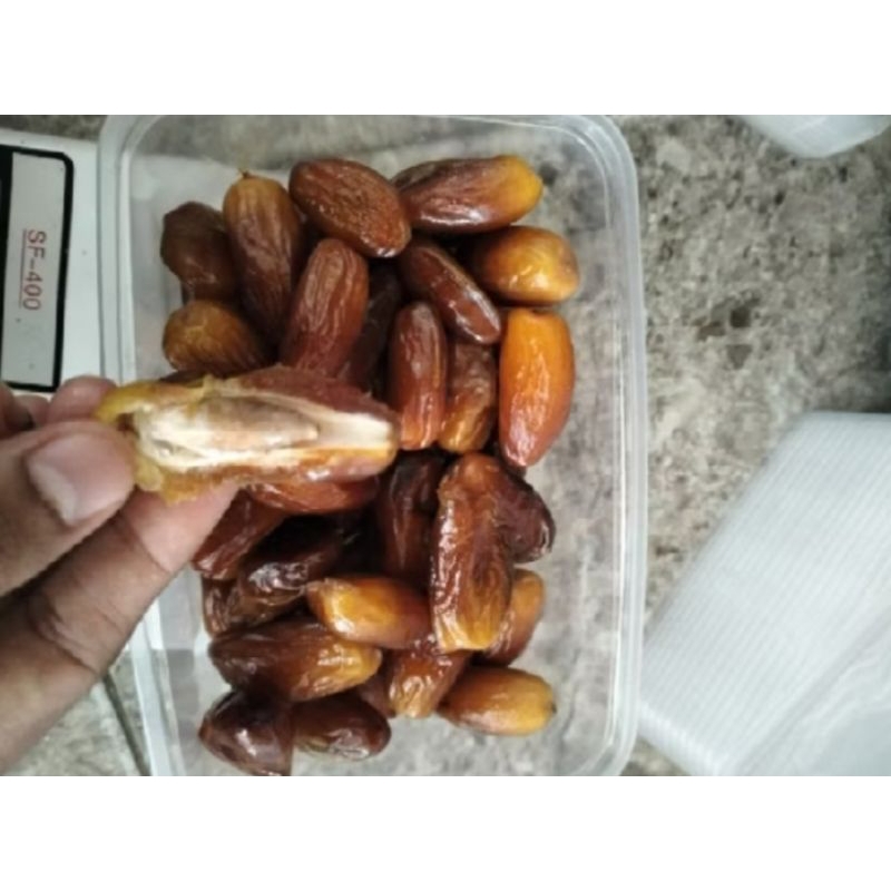 

kurma Tunisa setengah matang 500gr