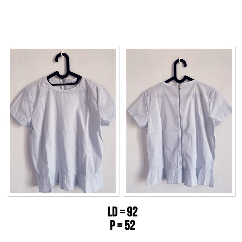 Blouse cantik semi rempel bawah baby blue