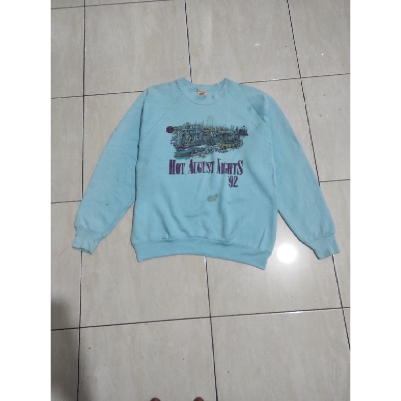 VINTAGECREWNECK 
COCA COLA
HOT AUGUST NIGHTS 92

SZ LARGE
TAG FRUIT OF THE LOOM
BAHAN 50/50

P: 66
L