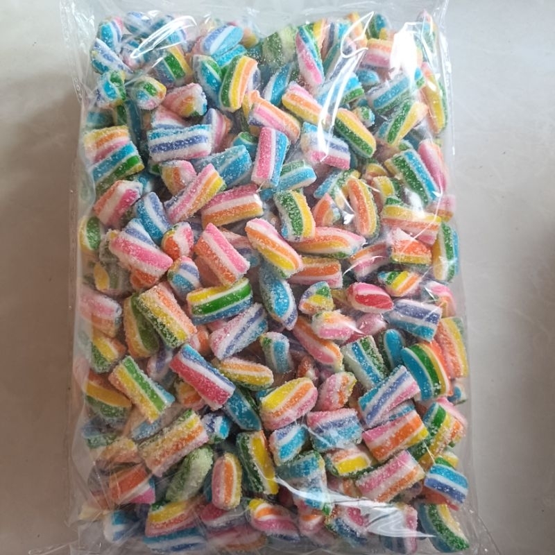 

1 KG PILLOW CANDY SEMERU LOLIPOP