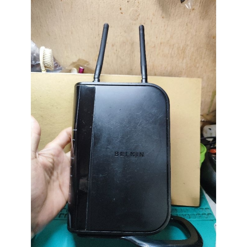 wireless router BELKIN N+ model.f5d8235-4v1