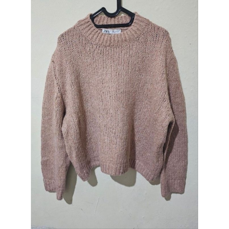 zara bulu sweater