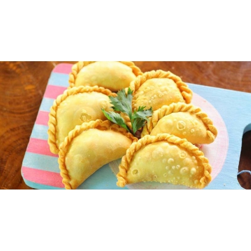 

pastel goreng istimewa