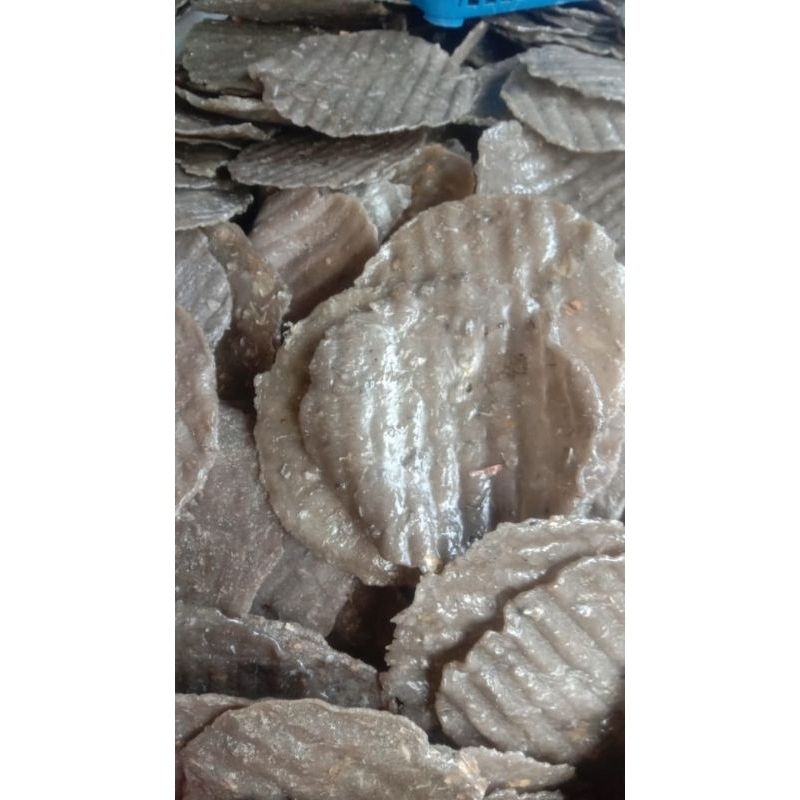 

kempalng ikan sungai/kemplang seleb,kemplang mentah isi 100pc