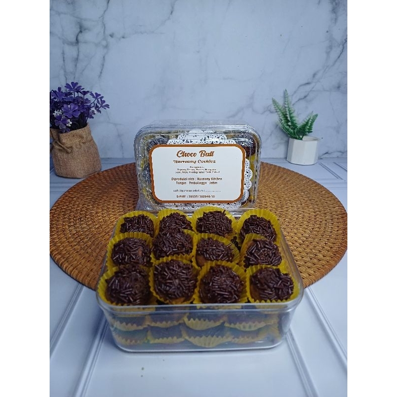 

COCHO BALL COOKIES COKLAT KERING LUMER