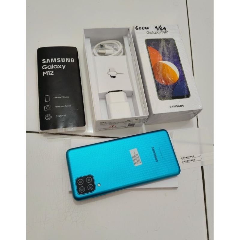 Samsung M12 SEIN ram 4/64 mulus seperti baru kelengkapan belom ke pakai