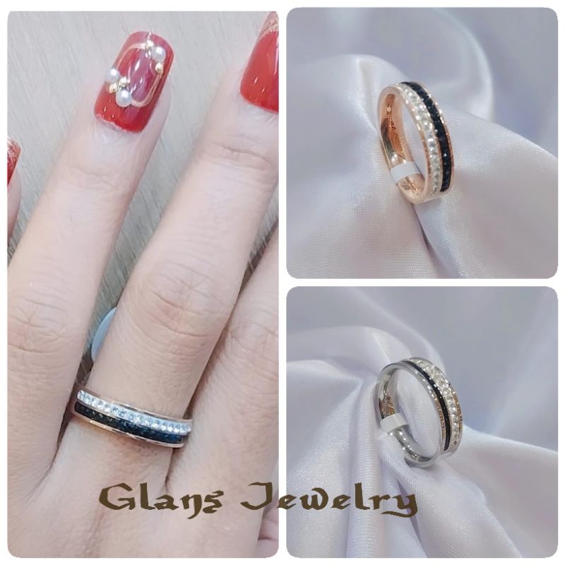 Glans Cincin Titanium Wanita List Zircon Hitam Putih