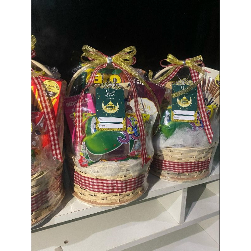 

Parcel untuk anak / Hampers ulang tahun anak