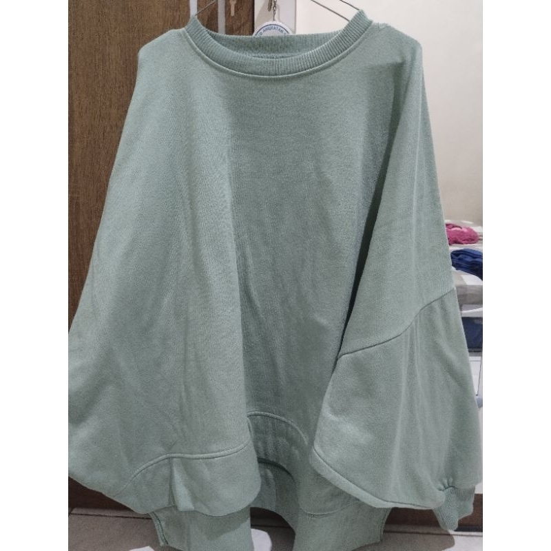 sweater wanita sage green