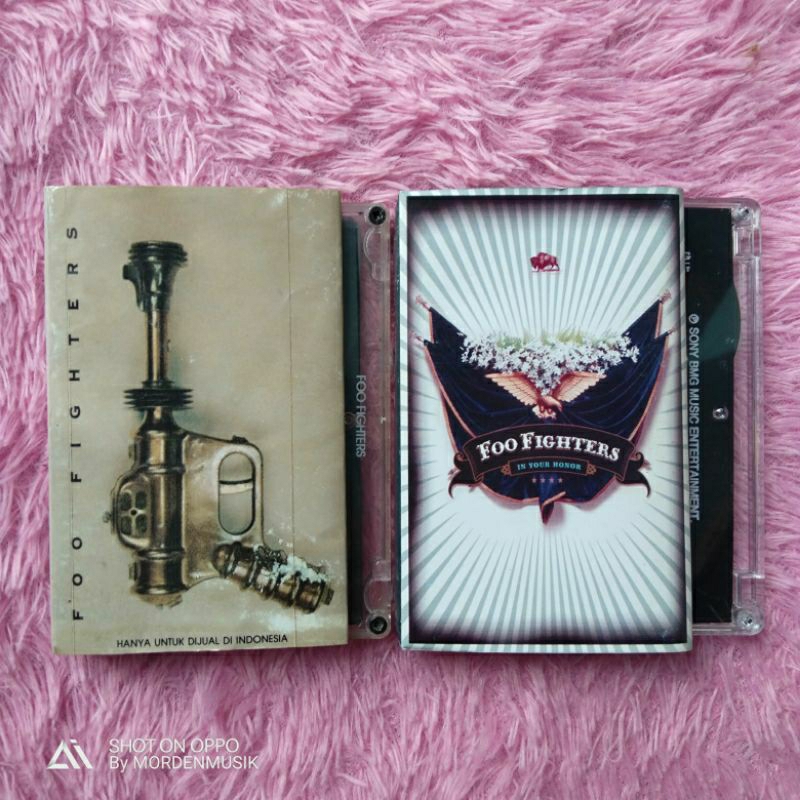 Kaset Foo Fighters album self titled - In Your Honor