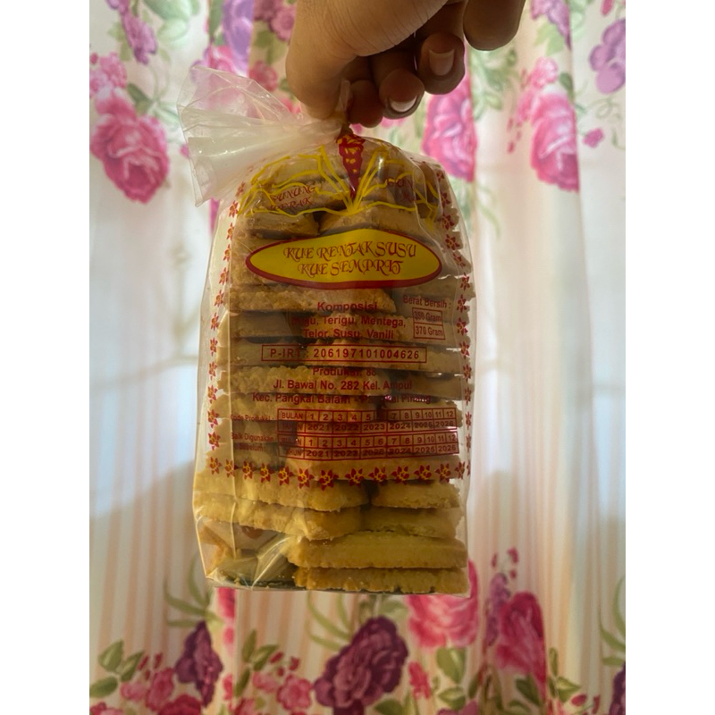 

kue Sempret 350 g Enak camilan food