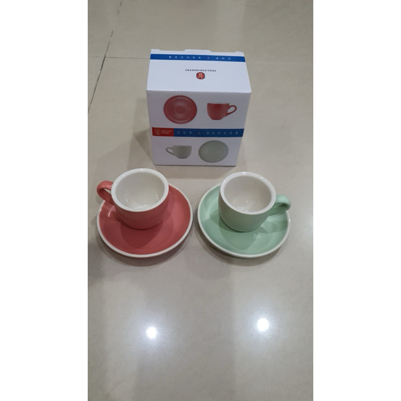 cangkir estetik cup saucer holland bakery