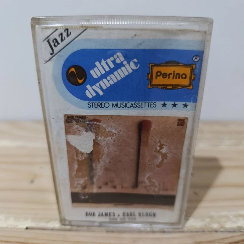 Kaset BOB JAMES & EARL KLUGH - One On One (Bonus 4 Lagu dari ERIC GALE)