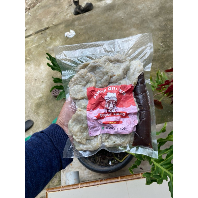 

PEMPEK KULIT ASLI IKAN ISI 15pcs