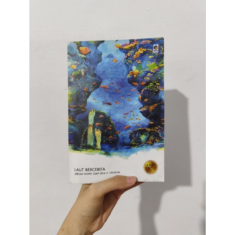 BUKU NOVEL LAUT BERCERITA (PRELOVED) BEKAS