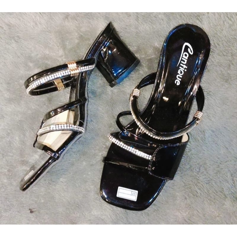 SENDAL, SENDAL WANITA, SENDAL KEKINIAN, SENDAL IMPORT, SENDAL WANITA