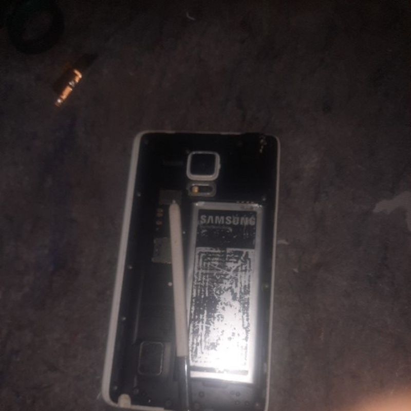 samsung galaxi note edge matot lcd utuh copotan