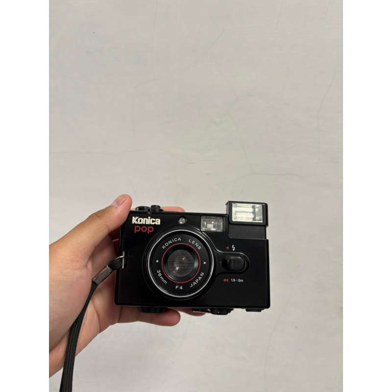 Kamera Analog Konica Pop