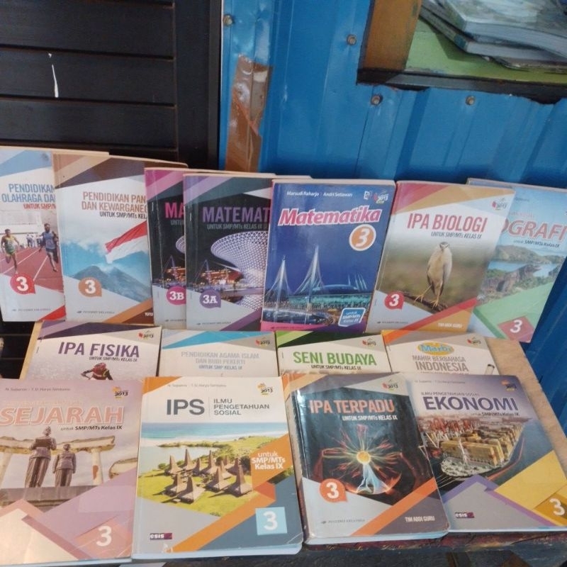 BUKU PAKET 9 SMP/MTS MAHIR BERBAHASA INDONESIA IPA TERPADU SENI BUDAYA IPA FISIKA IPA BIOLOGI MATEMA