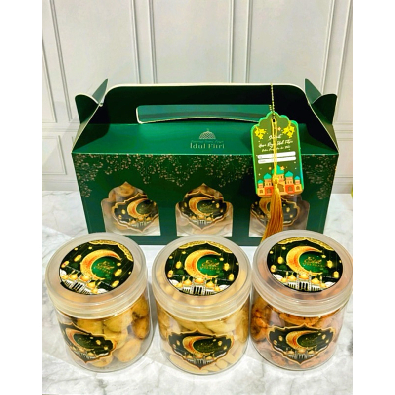 

Hampers Premium Snack Isi 3 Toples