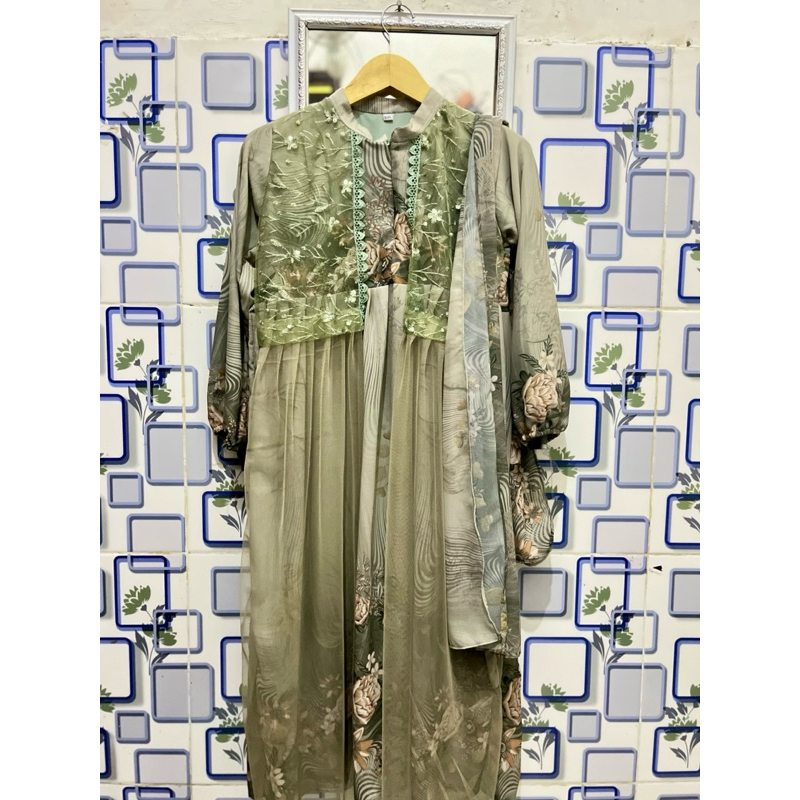 Dress tiara anak anak ceruti usia 8-12 tahun (free Hijab pasmina ceruti)