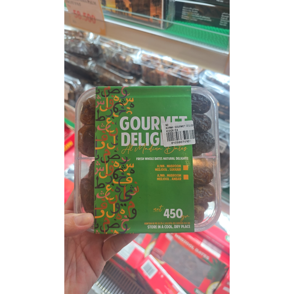 

Kurma Gourmet Delight Al Madina Dates jar 450gram Fresh Whole