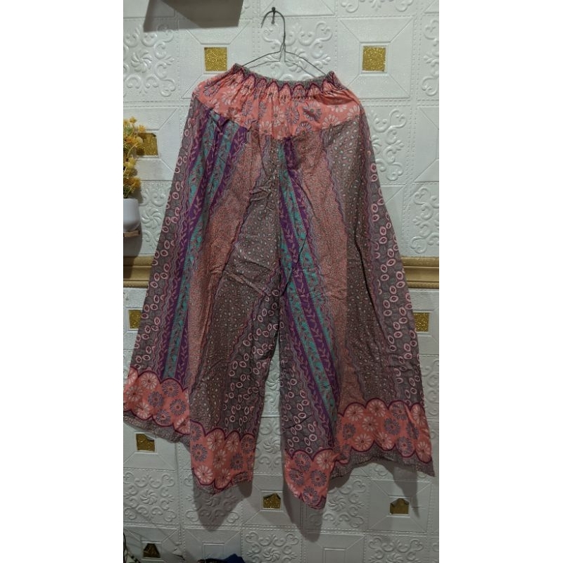 [PRELOVED]CELANA KULOT JUMBO BATIK