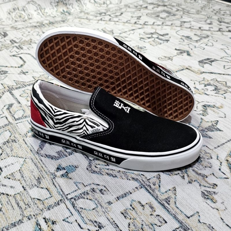 Vans Slip On Korean Typography Racing Red True Blue (ORIGINAL BNIB RESMI PT NAVYA)