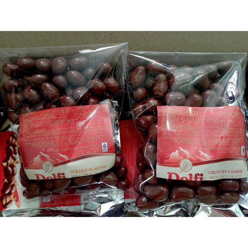 

COKLAT DELFI DRAGESS ALMOND & MEDE REPACK 500GR