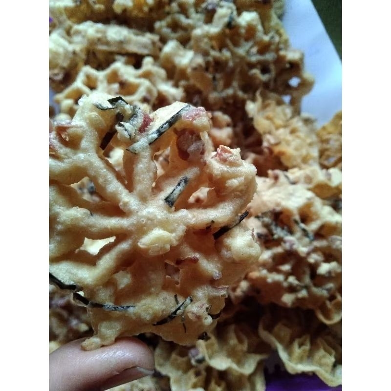 

Rempeyek Kembang Goyang