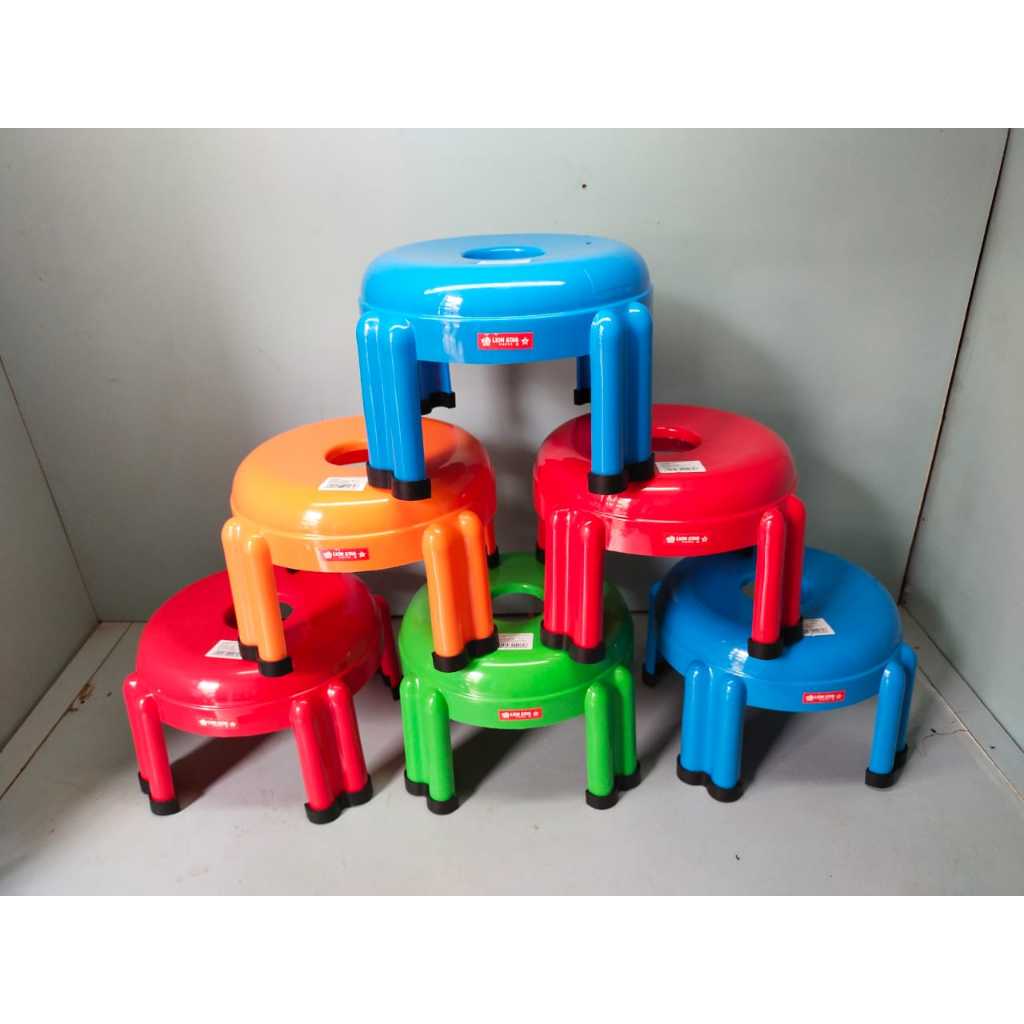 Bangku Lion Star / Plastik