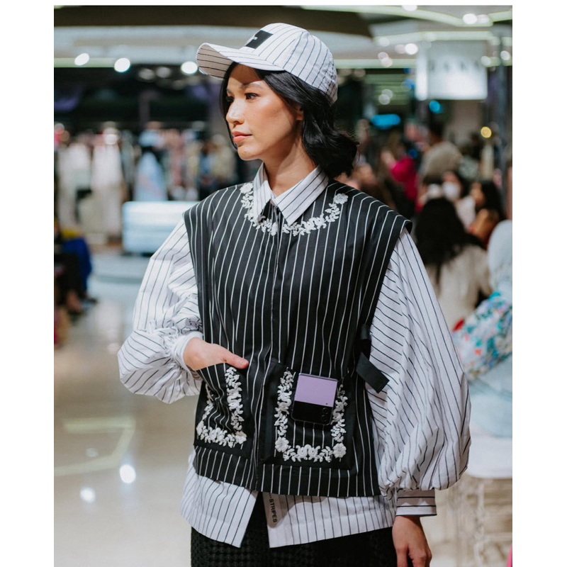 ARTKEA STRIPES - Vest Size S