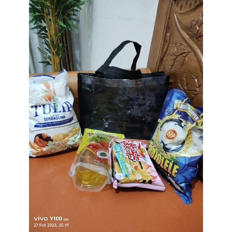 

Paket Sembako Murah. Paket sembako hemat